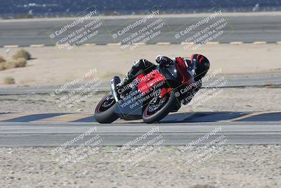 media/Sep-20-2025-Race Pace (Sat) [[d4e1b33f4d]]/Verified/Turn 14 (930am)/